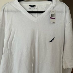 Never worn Nautica Mens v-neck t shirt